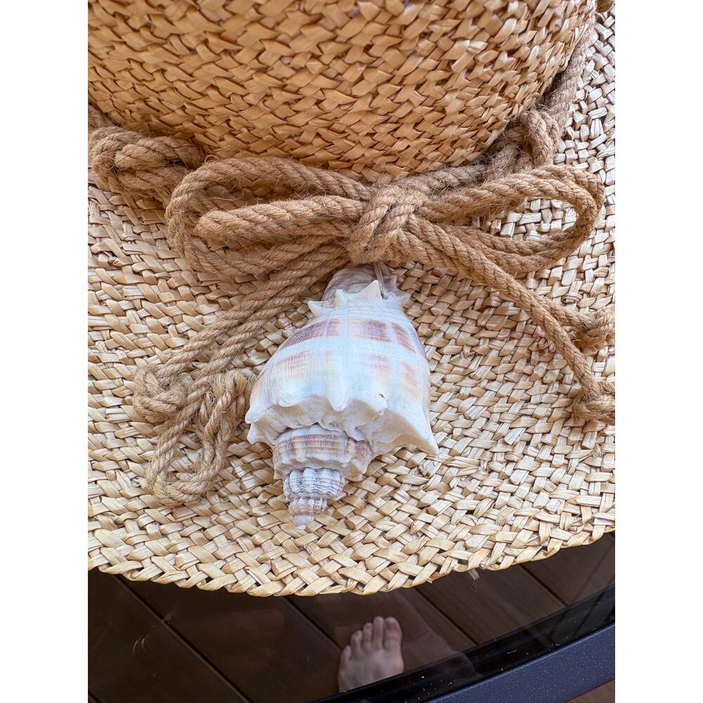 Vintage Olive Branch Woven Straw Sun Hat Shell Accent Tan Size M - Picture 2 of 6